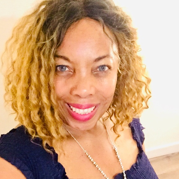 Meet your Posher, Nadine - Picture 8 of 8